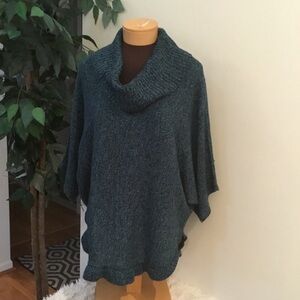 STUDIO Works size large short sleeve sweater